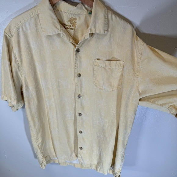 Tommy Bahama Other - men's Tommy Bahama 100% silk yellow short sleeve button-down shirt medium